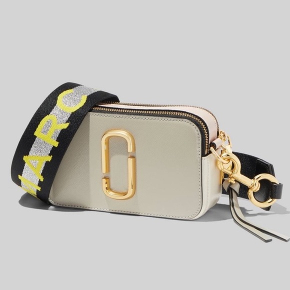Marc Jacobs Handbags - Marc Jacobs Snapshot Logo Strap Camera Bag